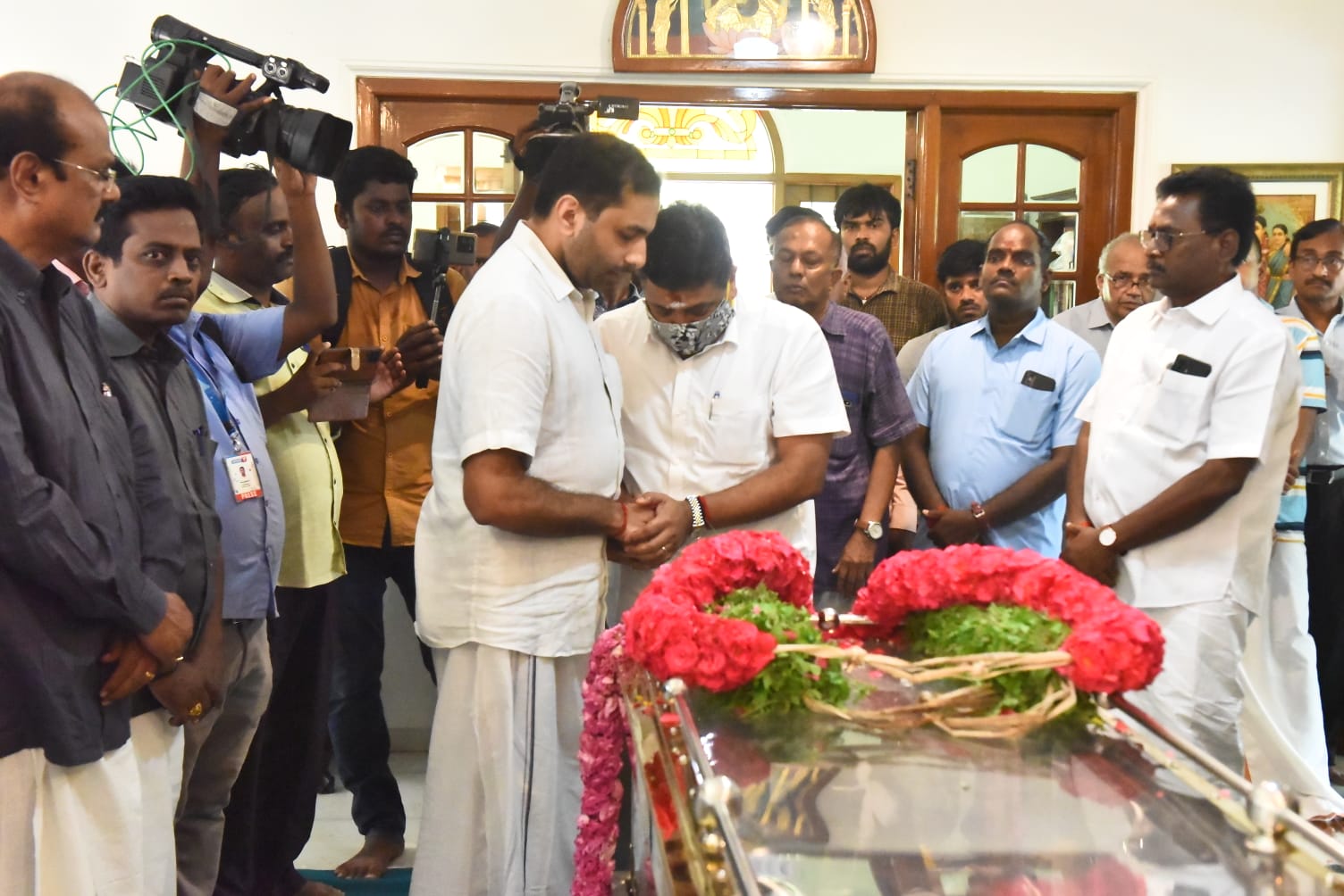 TN Ministers Udhayanidhi Stalin and PTR pay respects and homage to ...